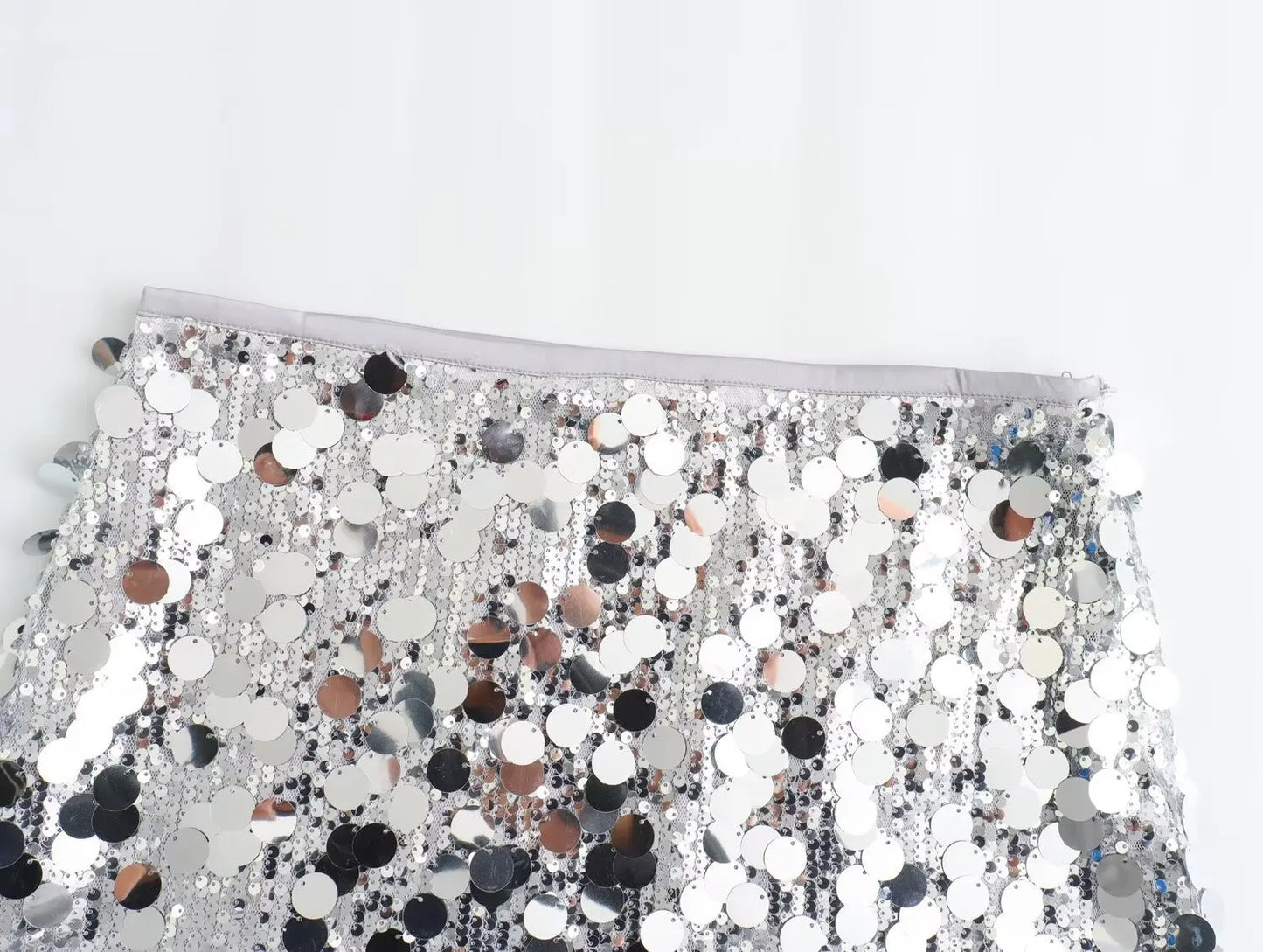 Velora - Glimmer Sequin Mini Skirt