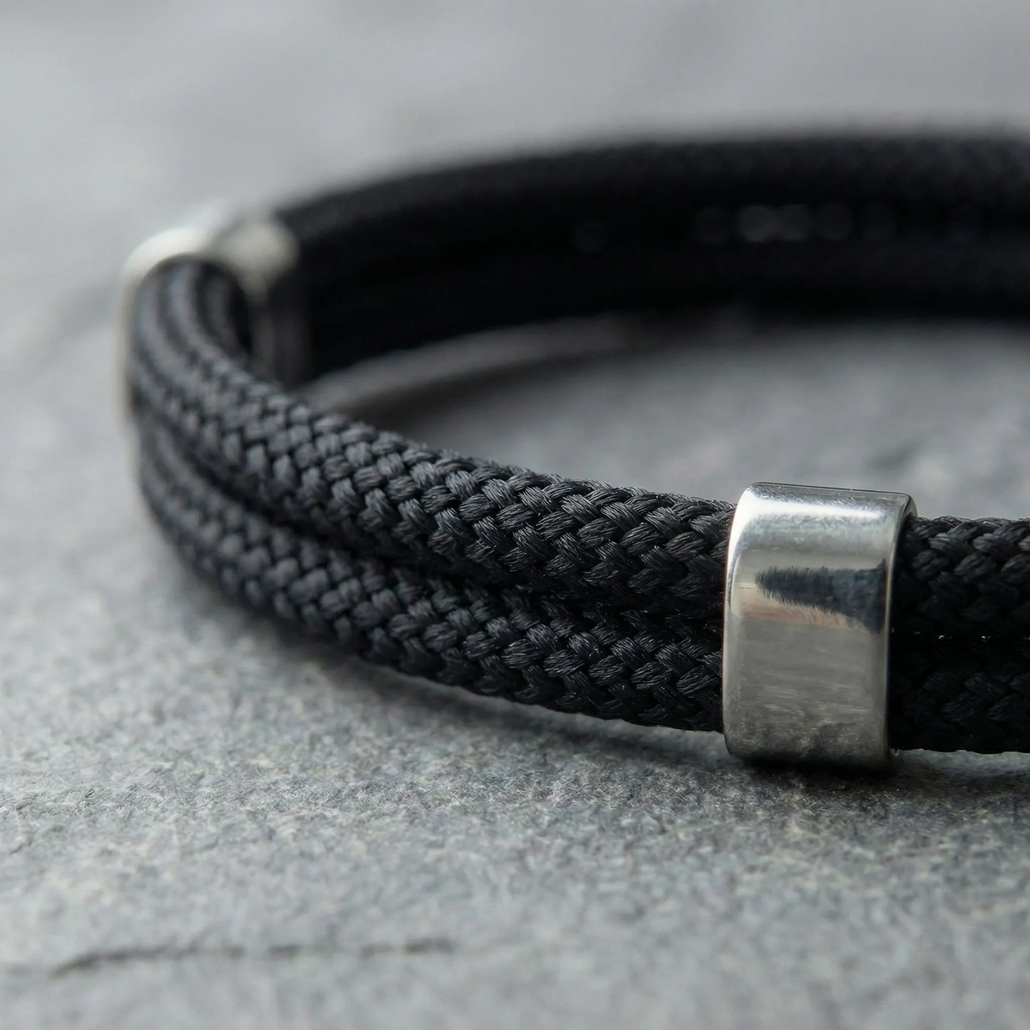 Neravo Gray Bracelet
